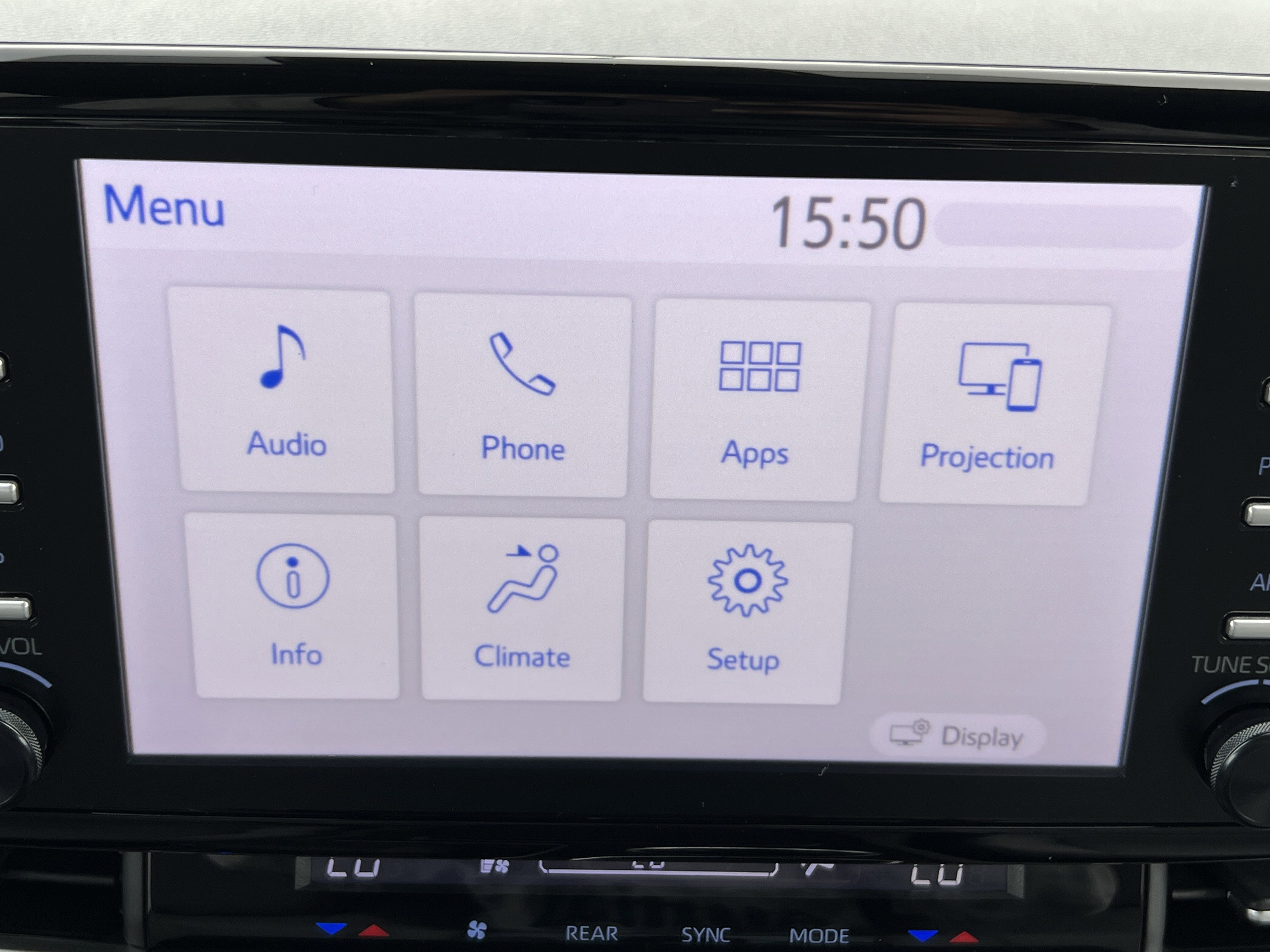 Used 2024 Toyota Sienna LE image 11