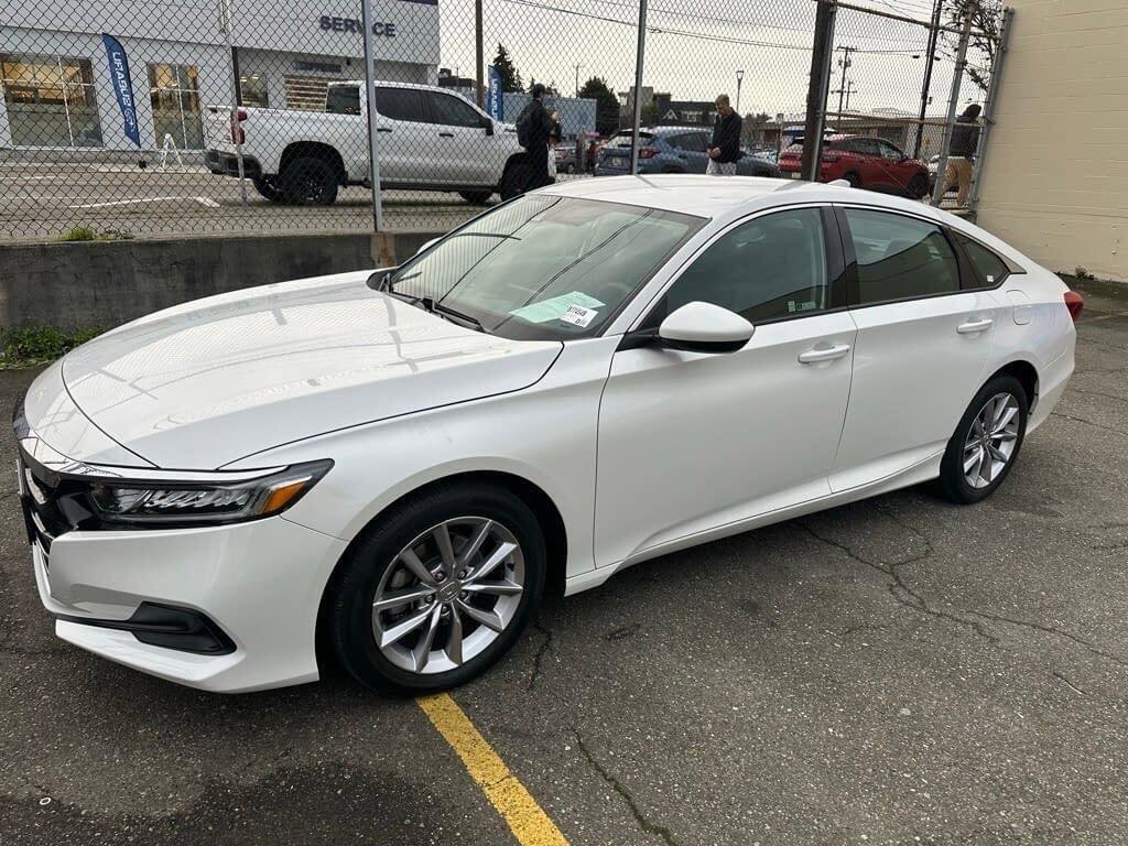 Used 2021 Honda Accord LX image 3