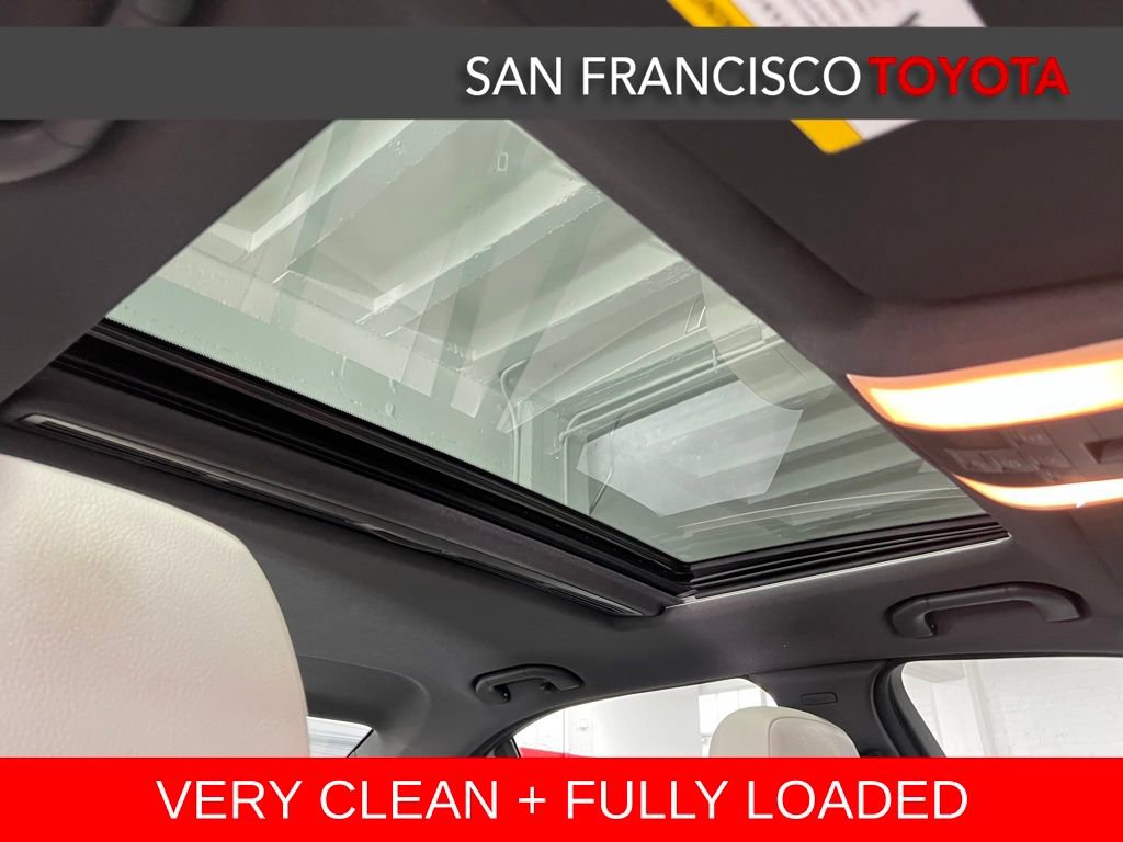 Used 2013 Mercedes-Benz C 250 Sedan image 20