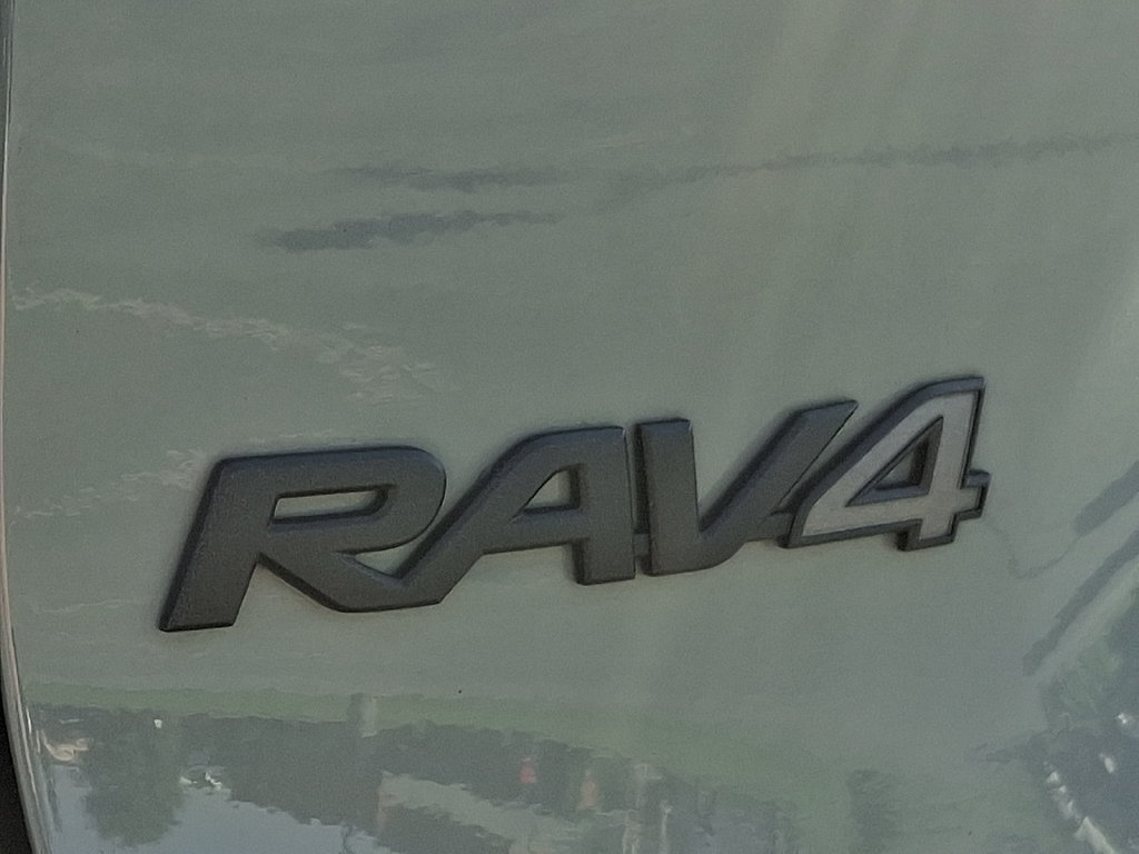Used 2020 Toyota RAV4 Adventure AWD/4WD image 31