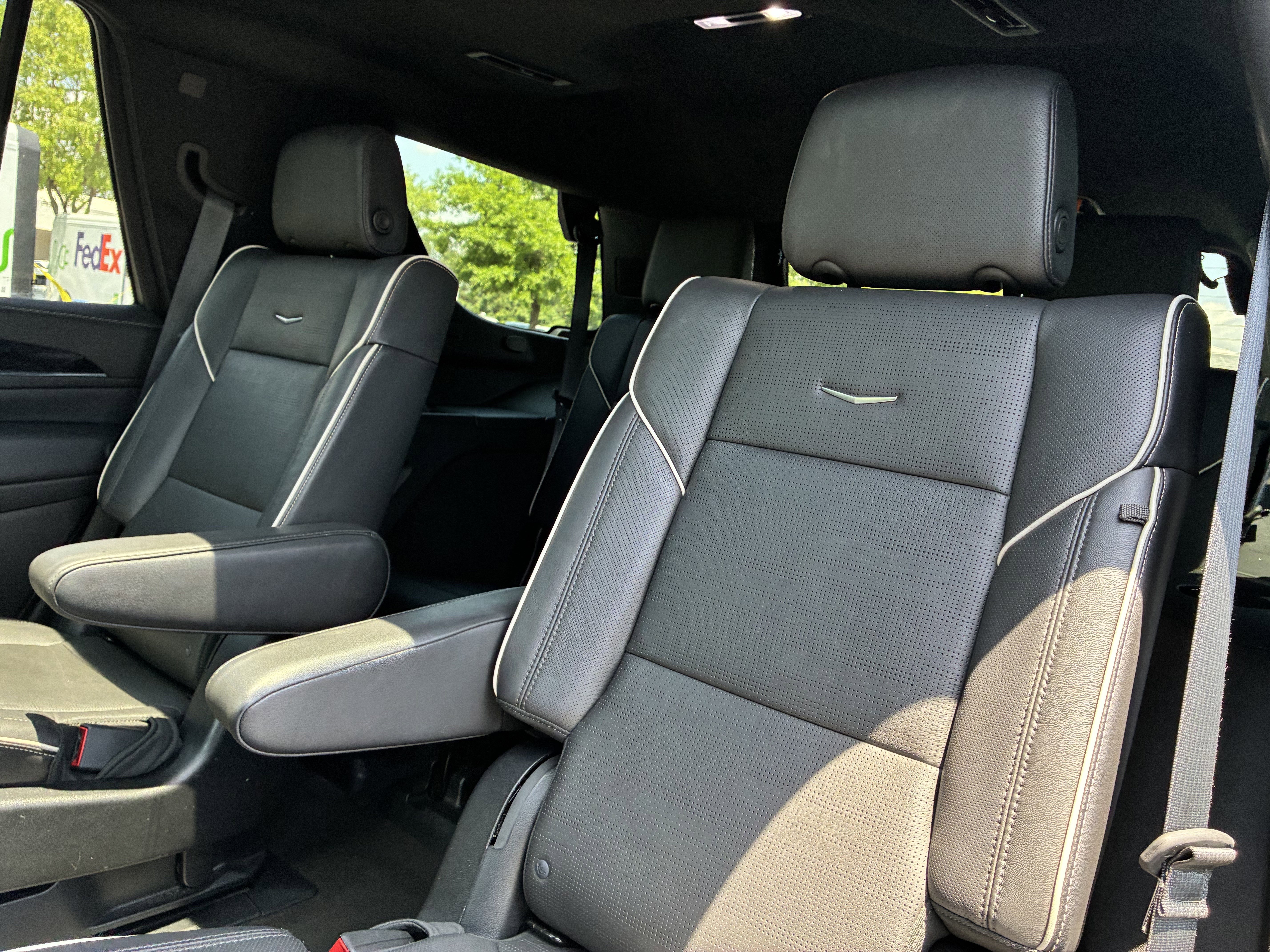 Used 2023 Cadillac Escalade Sport AWD/4WD image 14