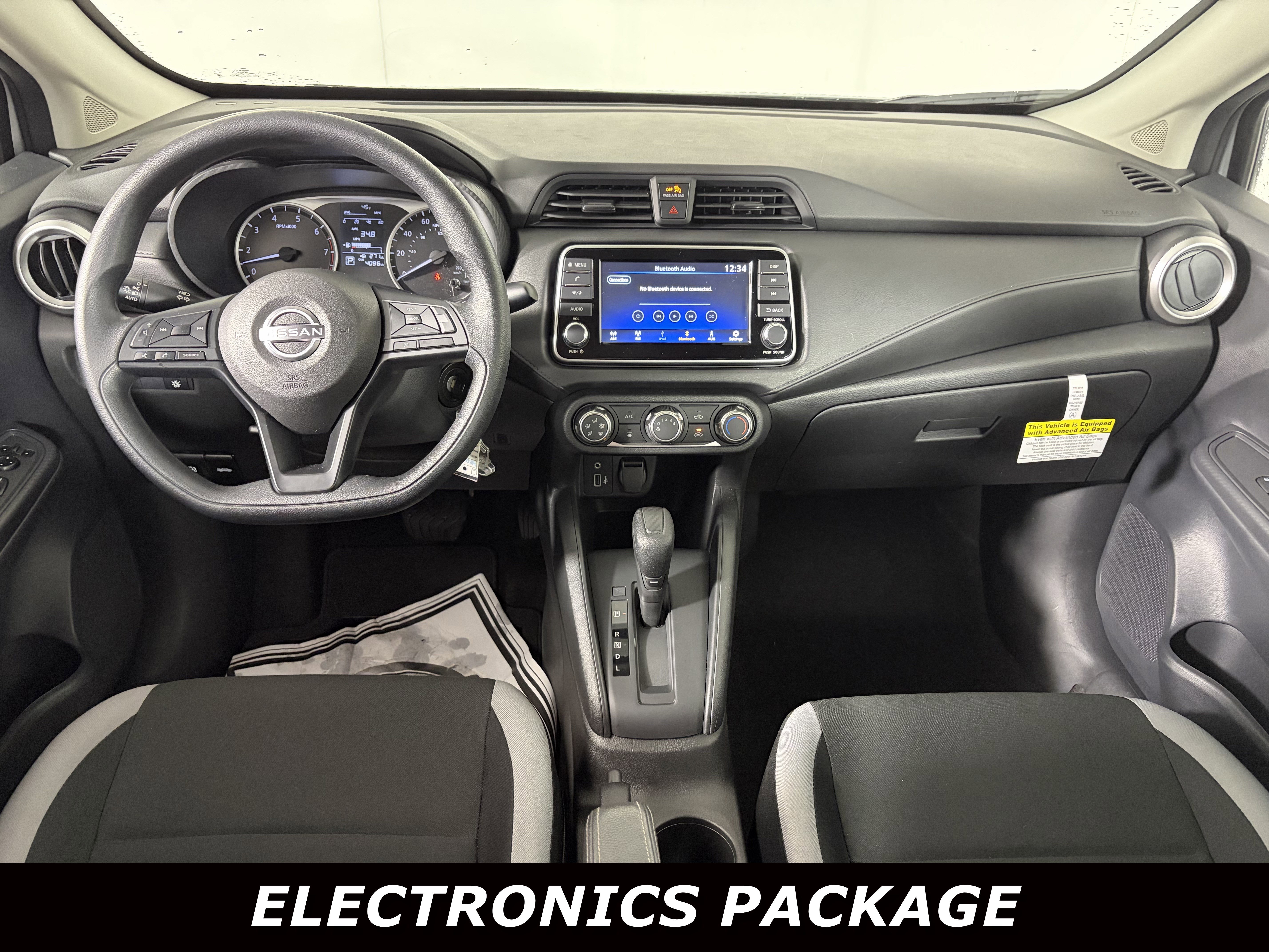 Used 2025 Nissan Versa S w/ Electronics Package FWD image 4