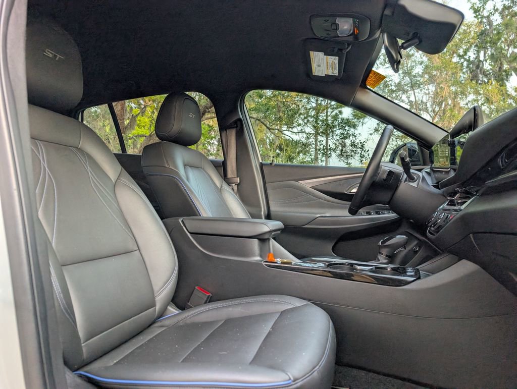 Used 2024 Buick Envista Sport Touring w/ Convenience I Package image 18