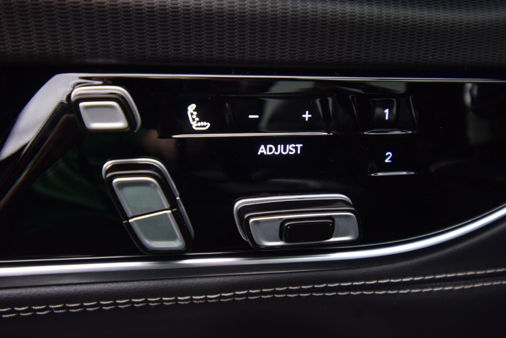 New 2026 Jeep Grand Wagoneer Summit w/ Premium Group III AWD/4WD image 31