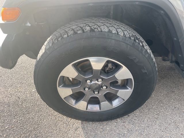 Used 2019 Jeep Wrangler Unlimited Sahara image 24