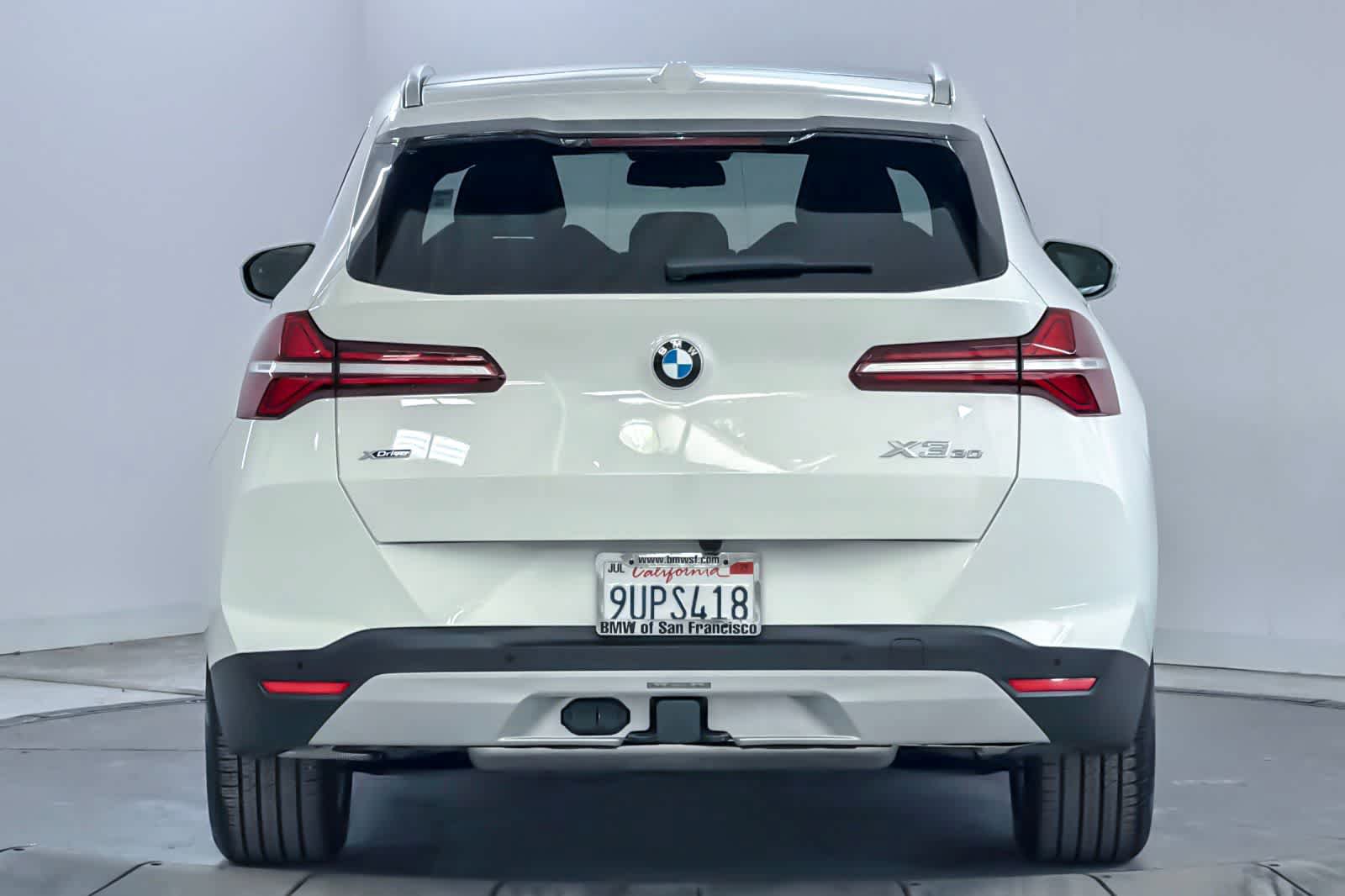 Used 2025 BMW X3 xDrive30i w/ Premium Package AWD/4WD image 7
