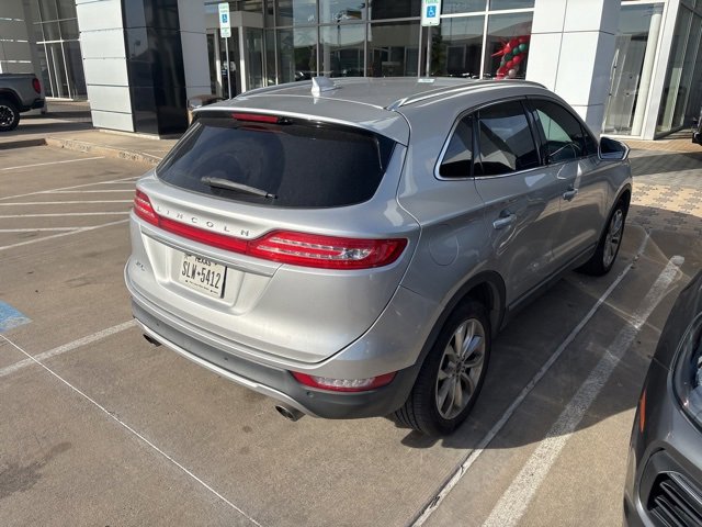 Used 2019 Lincoln MKC Select w/ Select Plus Package image 3