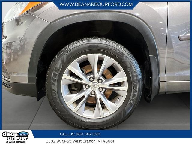 Used 2015 Toyota Highlander XLE AWD/4WD image 7