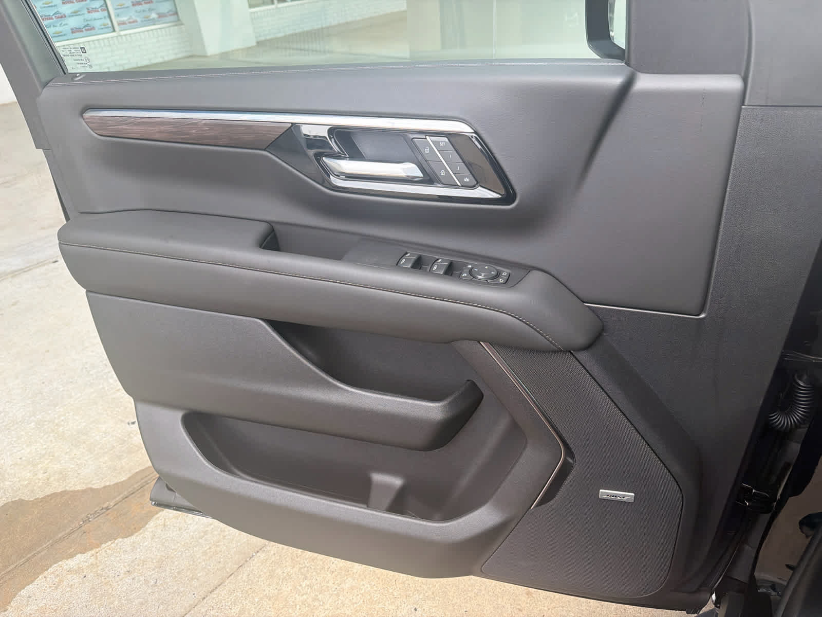 New 2026 Chevrolet Tahoe LT w/ Comfort Package AWD/4WD image 23