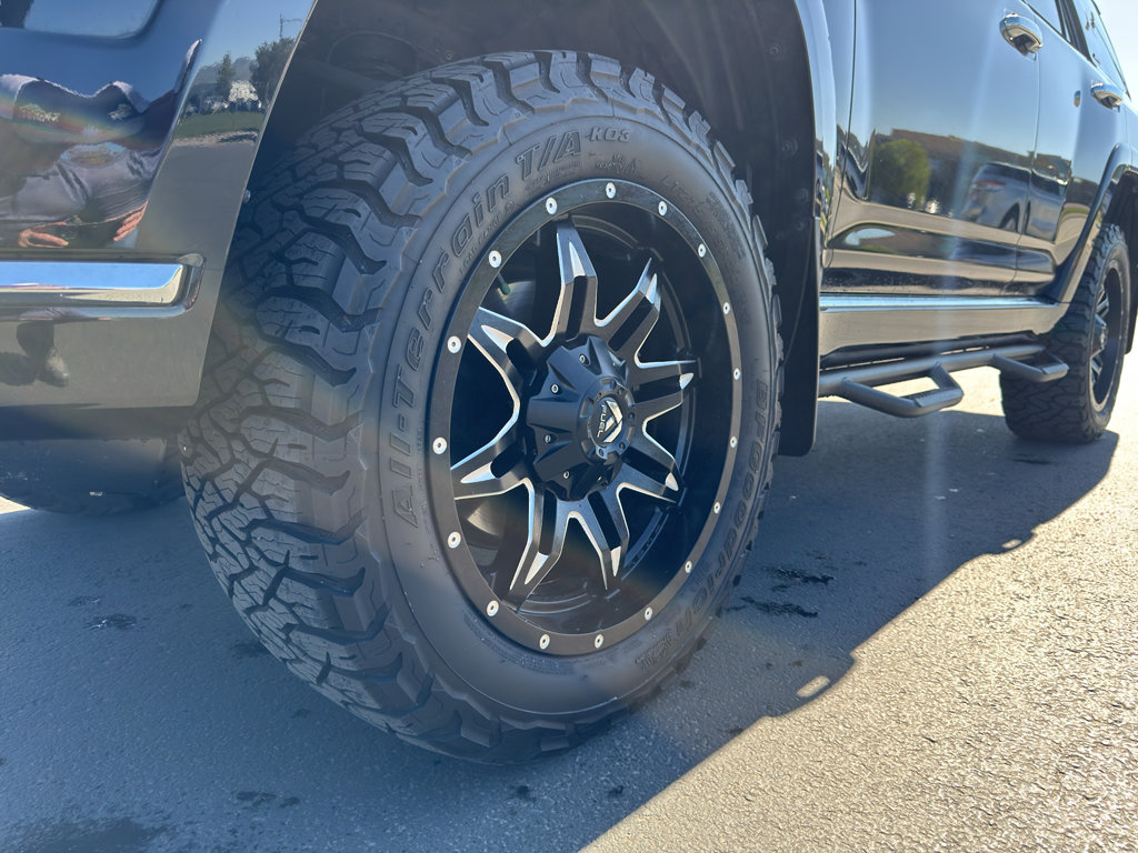 Certified 2022 Toyota 4Runner Limited AWD/4WD image 19