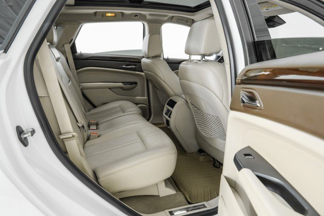 Used 2014 Cadillac SRX Luxury w/ Driver Awareness Package image 40