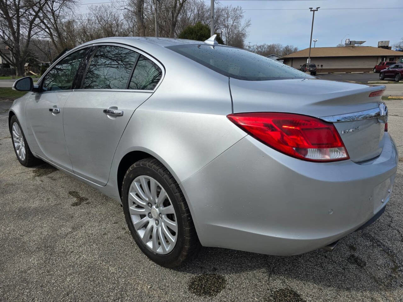 Used 2012 Buick Regal Premium FWD image 5