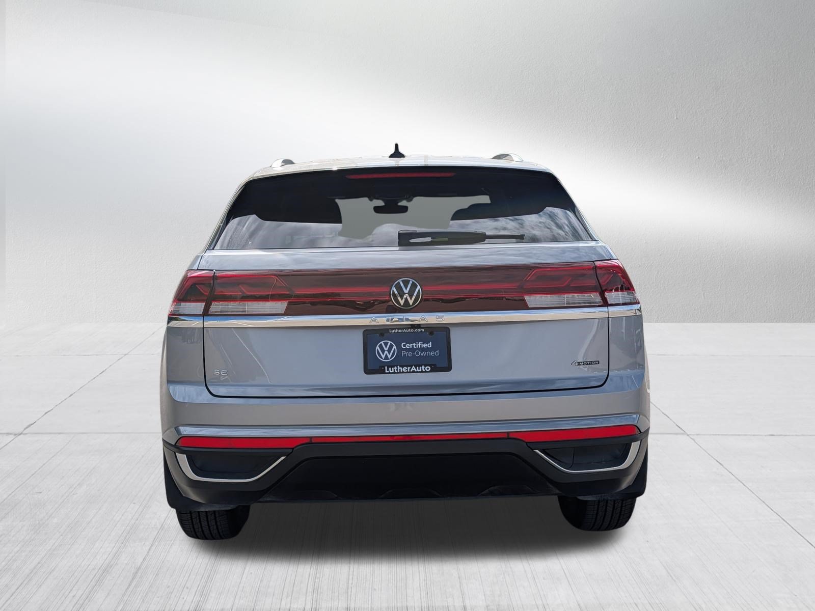 Certified 2025 Volkswagen Atlas Cross Sport SE AWD/4WD image 6