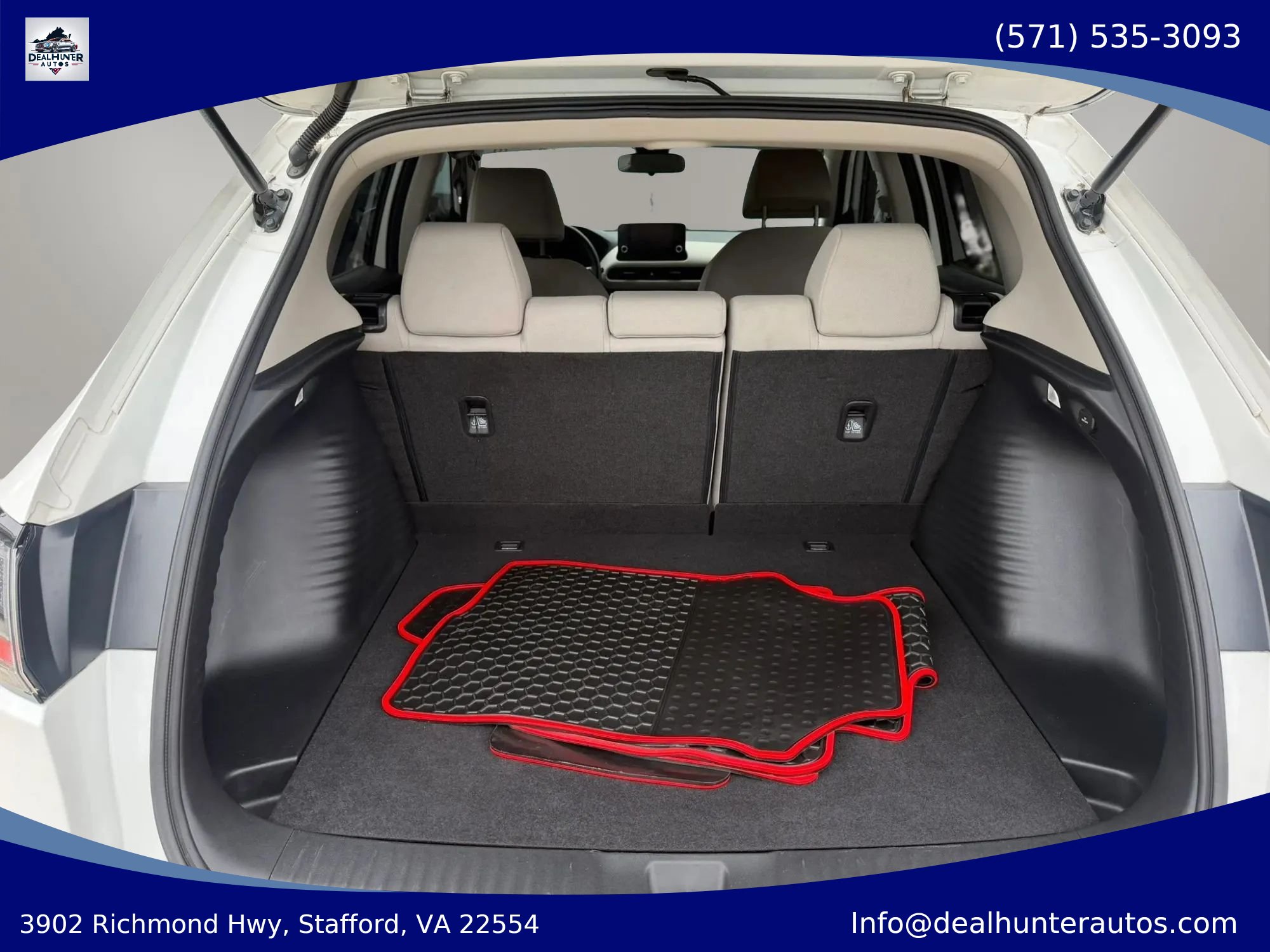 Used 2023 Honda HR-V LX image 14