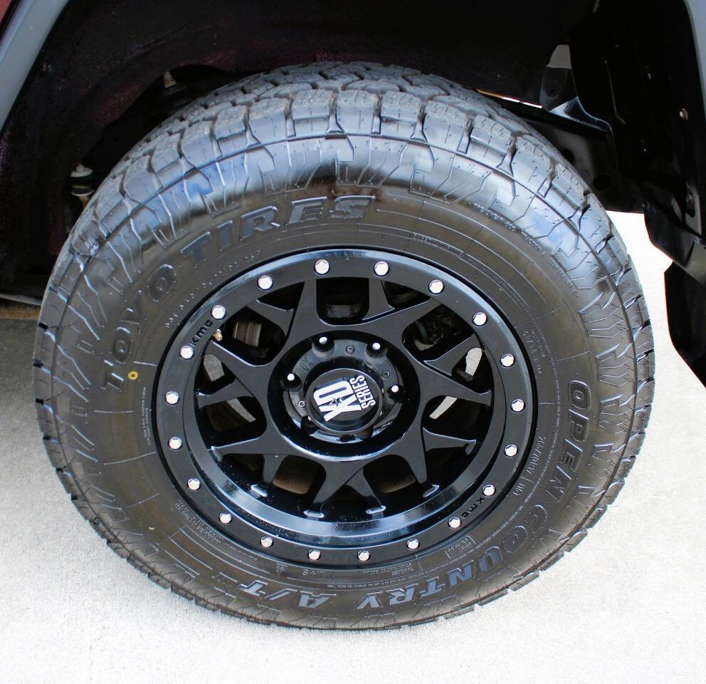 Used 2007 Toyota FJ Cruiser 4WD image 13