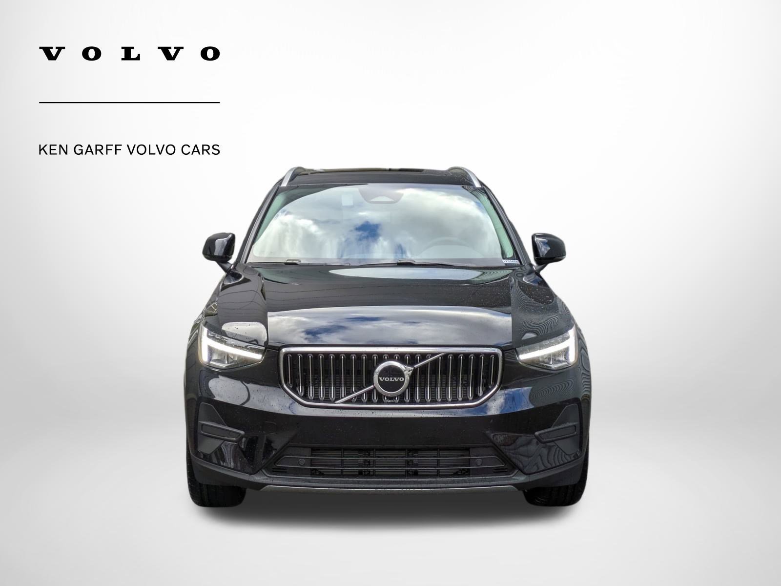 New 2025 Volvo XC40 B5 Core w/ Protection Package Premier image 9