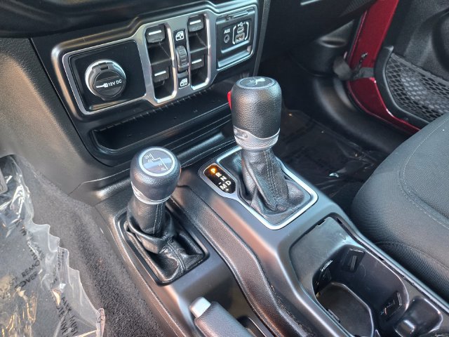 Used 2022 Jeep Wrangler Unlimited Sport AWD/4WD image 14