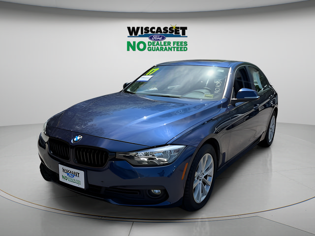 Used 2017 BMW 320i xDrive Sedan AWD/4WD image 18