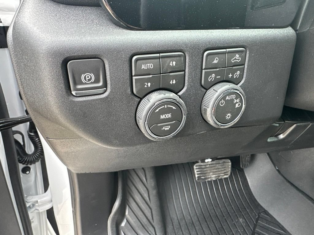 New 2026 Chevrolet Silverado 1500 LT AWD/4WD image 9