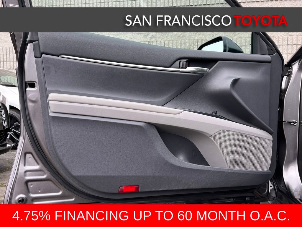 Certified 2020 Toyota Camry LE image 36