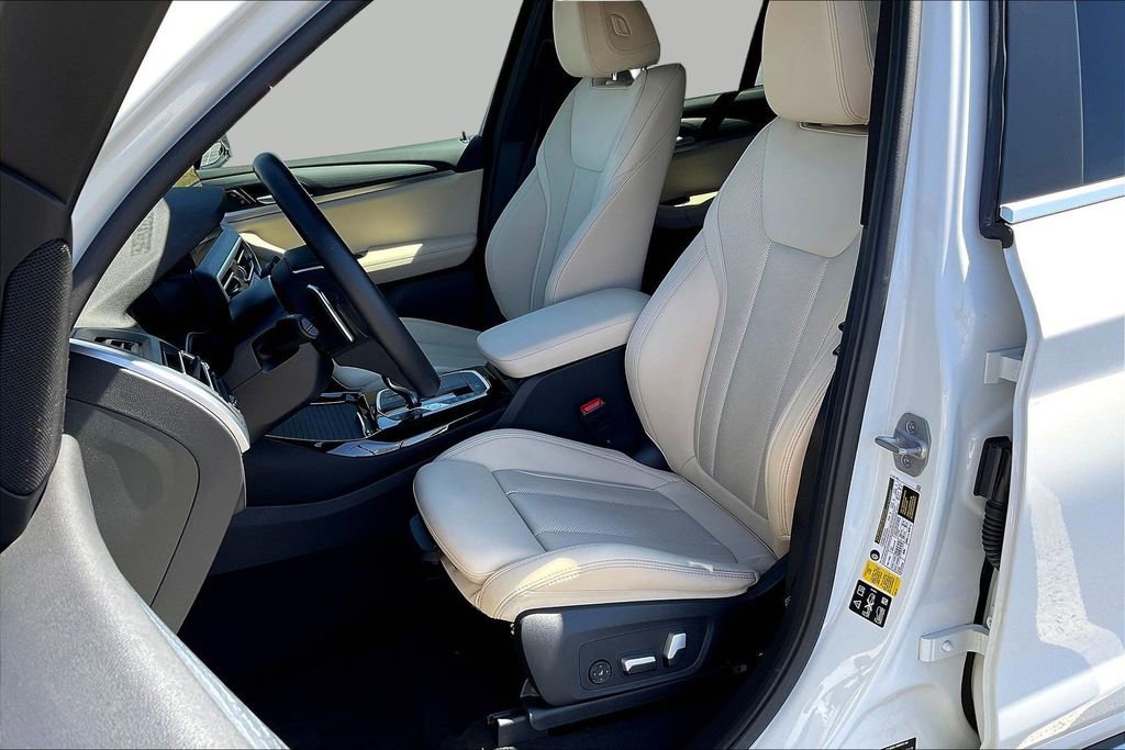 Used 2023 BMW X3 xDrive30i w/ Premium Package AWD/4WD image 21