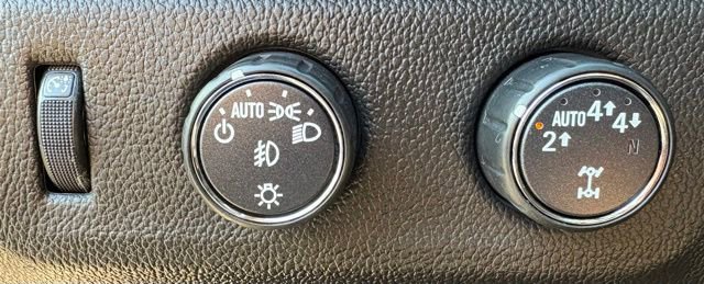 Used 2021 GMC Canyon AT4 w/ Driver Alert Package image 29