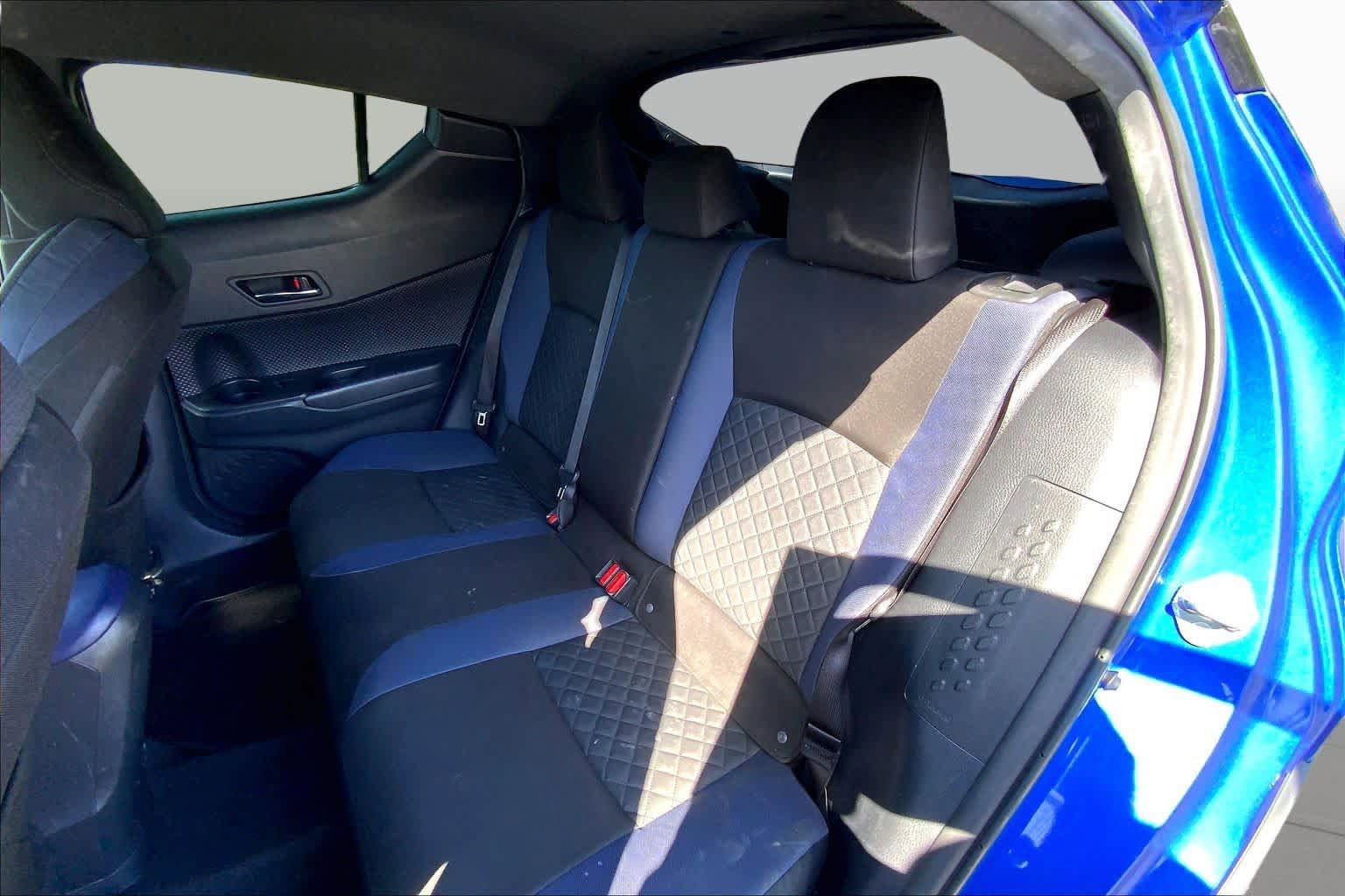 Used 2021 Toyota C-HR XLE FWD image 19
