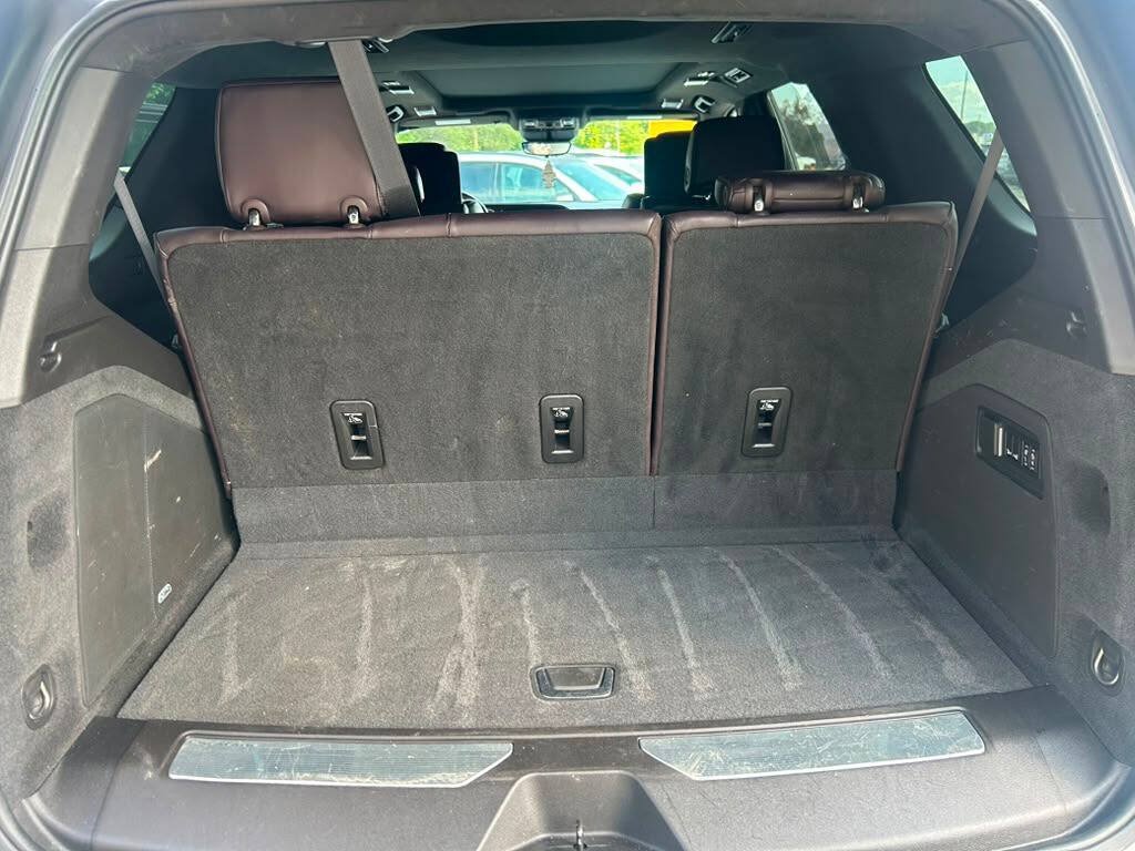 Used 2021 Cadillac Escalade Sport Platinum AWD/4WD image 21