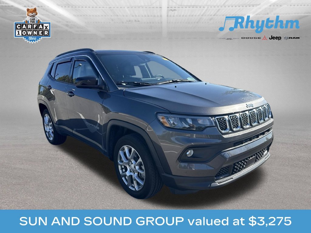 Used 2024 Jeep Compass Latitude w/ Sun and Sound Group AWD/4WD 360° Tour