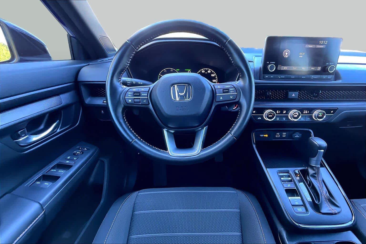 Used 2025 Honda CR-V Sport image 6