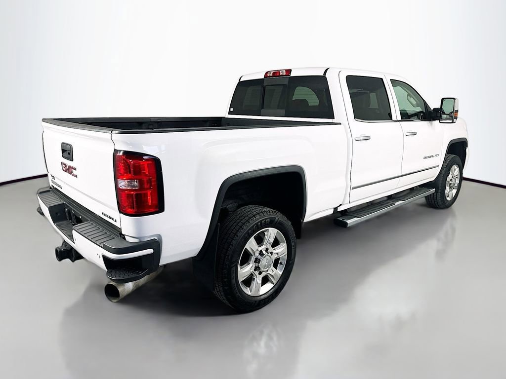 Used 2017 GMC Sierra 2500 Denali w/ Duramax Plus Package image 7