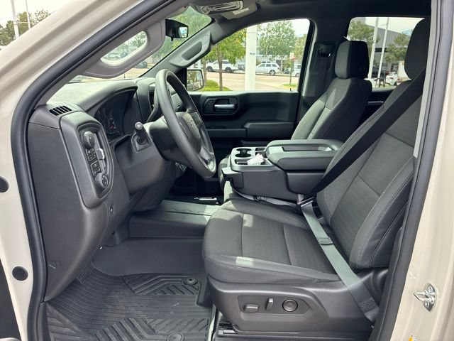 New 2026 Chevrolet Silverado 1500 Custom Trail Boss w/ LPO, Dark Essentials Package AWD/4WD image 7