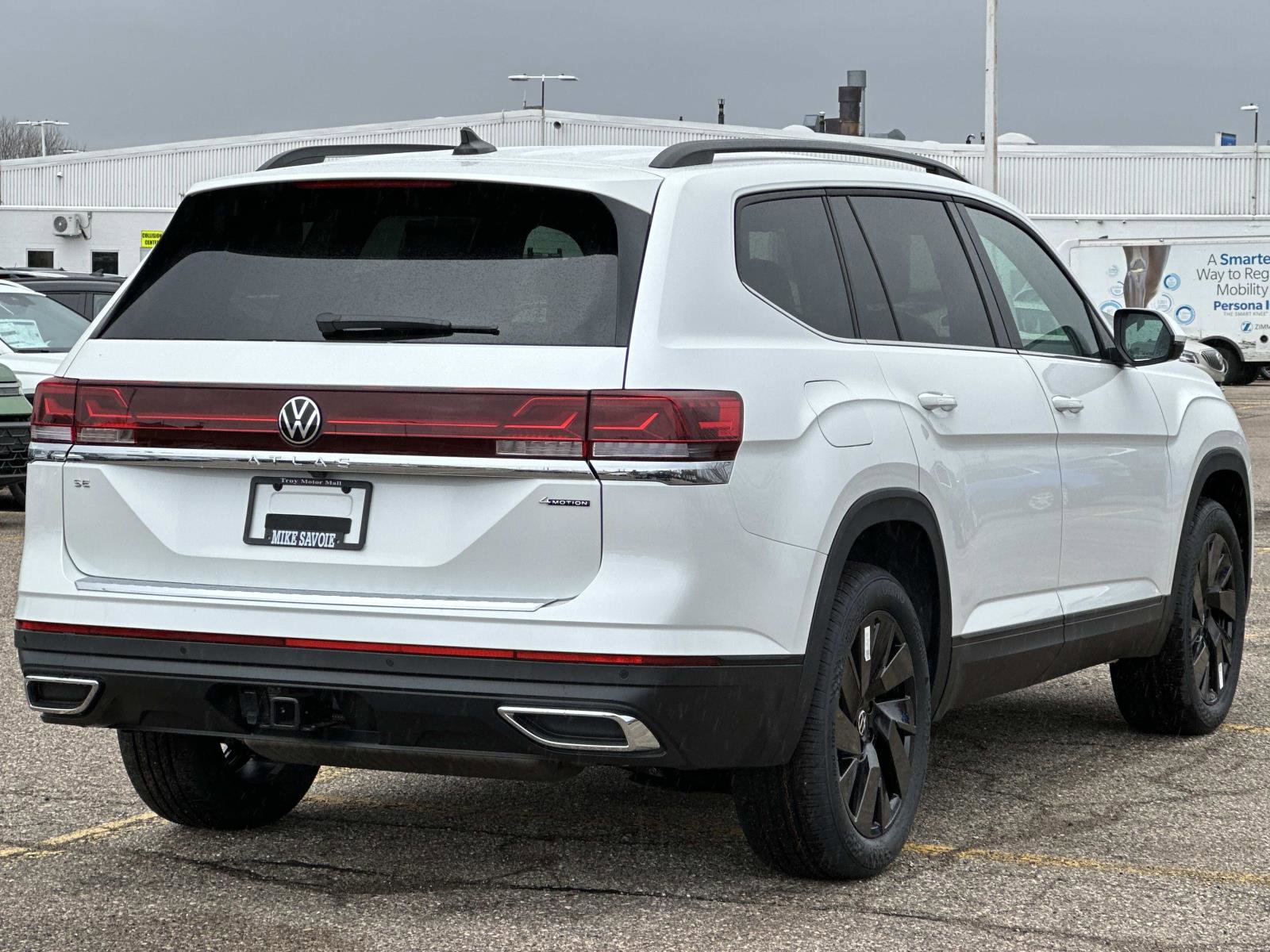 New 2026 Volkswagen Atlas SE image 5