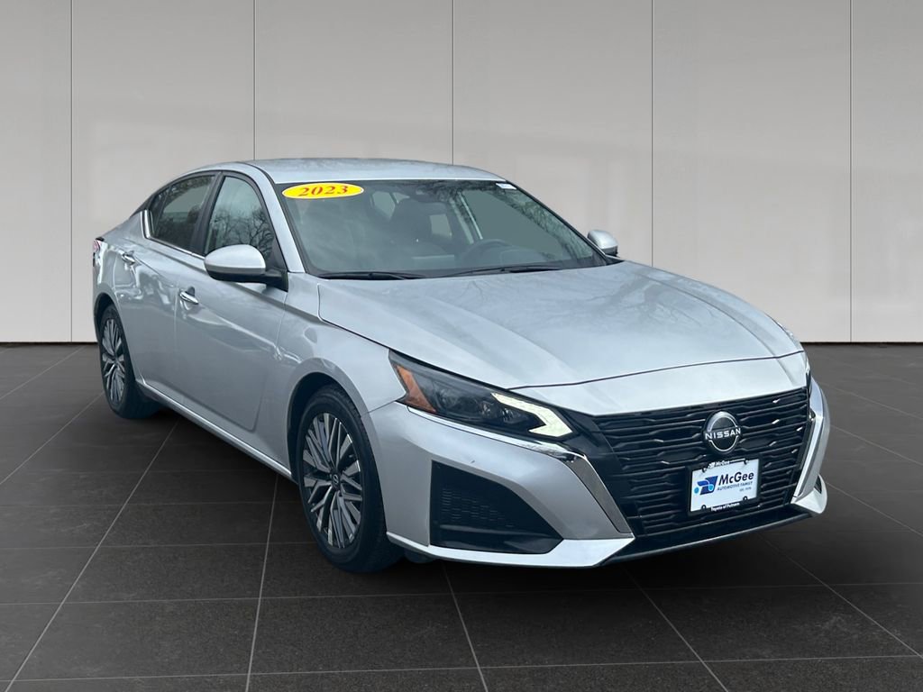 Used 2023 Nissan Altima 2.5 SV image 7