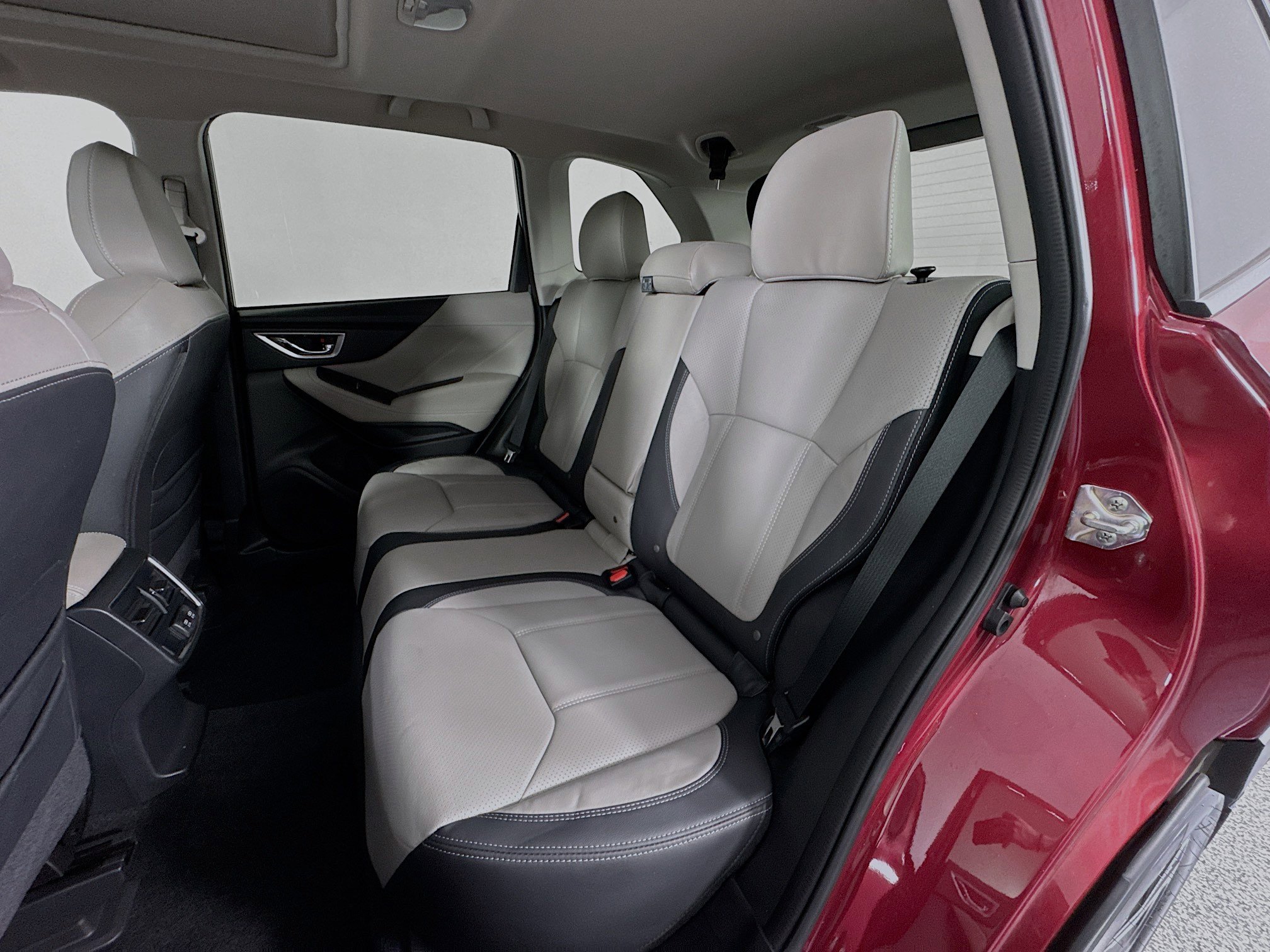 Used 2019 Subaru Forester Limited AWD/4WD image 25