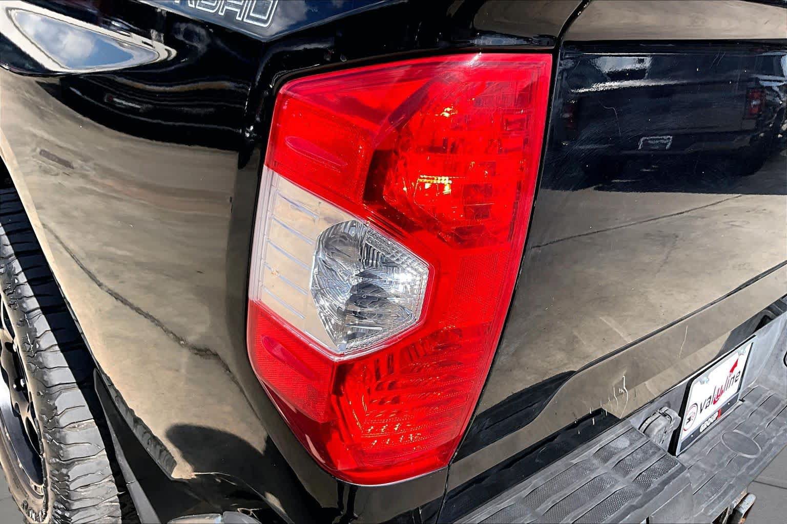 Used 2014 Toyota Tundra SR5 w/ SR5 Upgrade Package RWD image 29