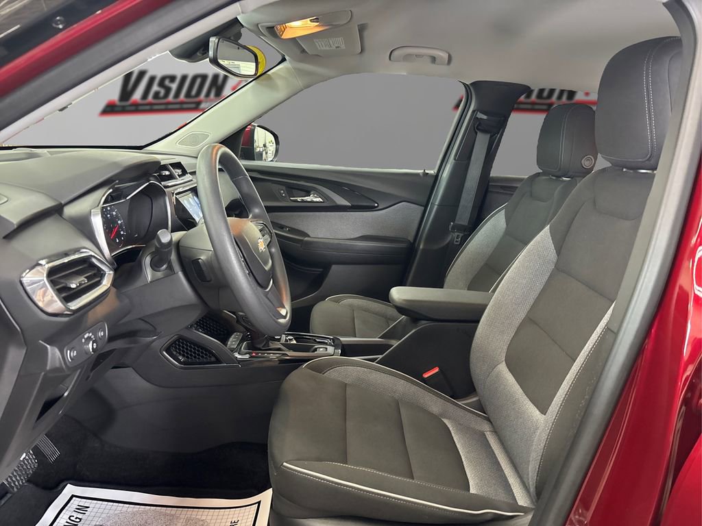 Used 2023 Chevrolet TrailBlazer LT w/ Convenience Package image 9