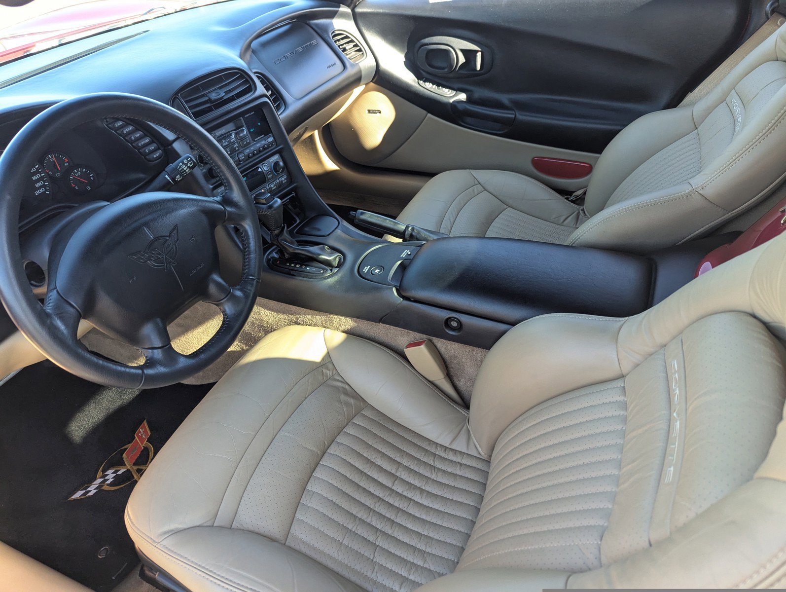 Used 2004 Chevrolet Corvette Convertible w/ Preferred Equipment Group image 19