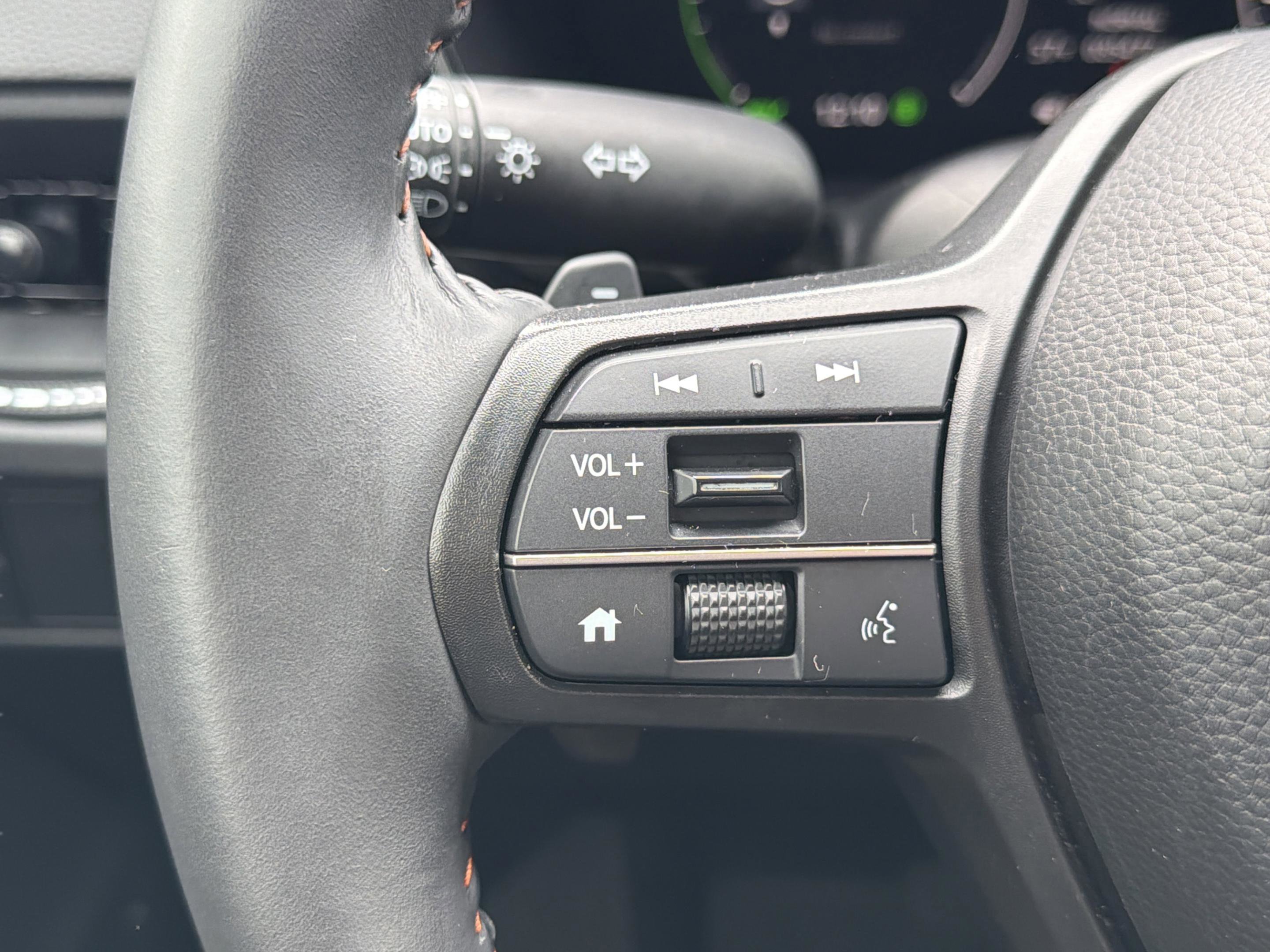 Certified 2025 Honda CR-V Sport-L image 23