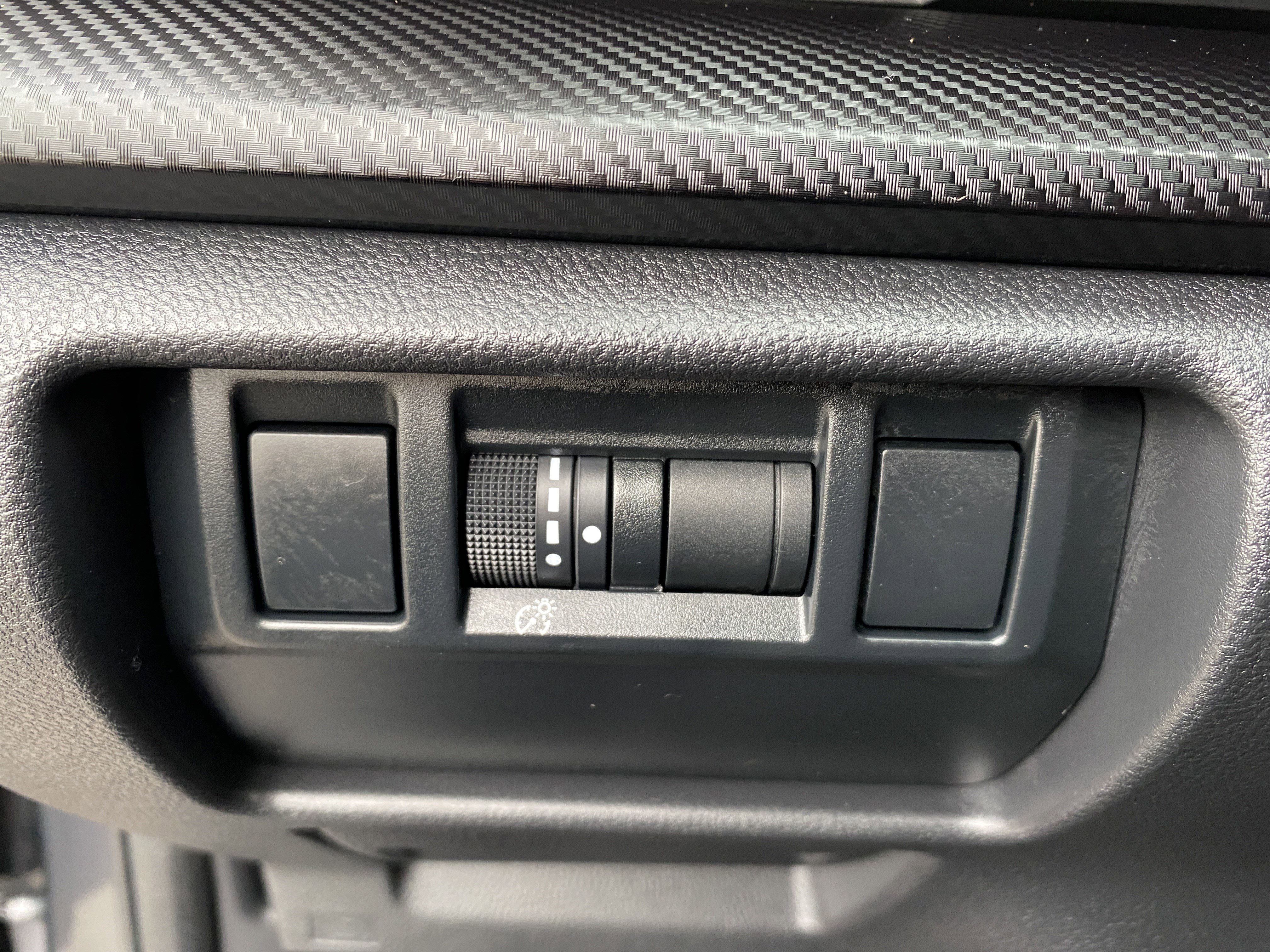 Used 2025 Subaru Crosstrek 2.0i Premium w/ Crosstrek Mirror Package image 14