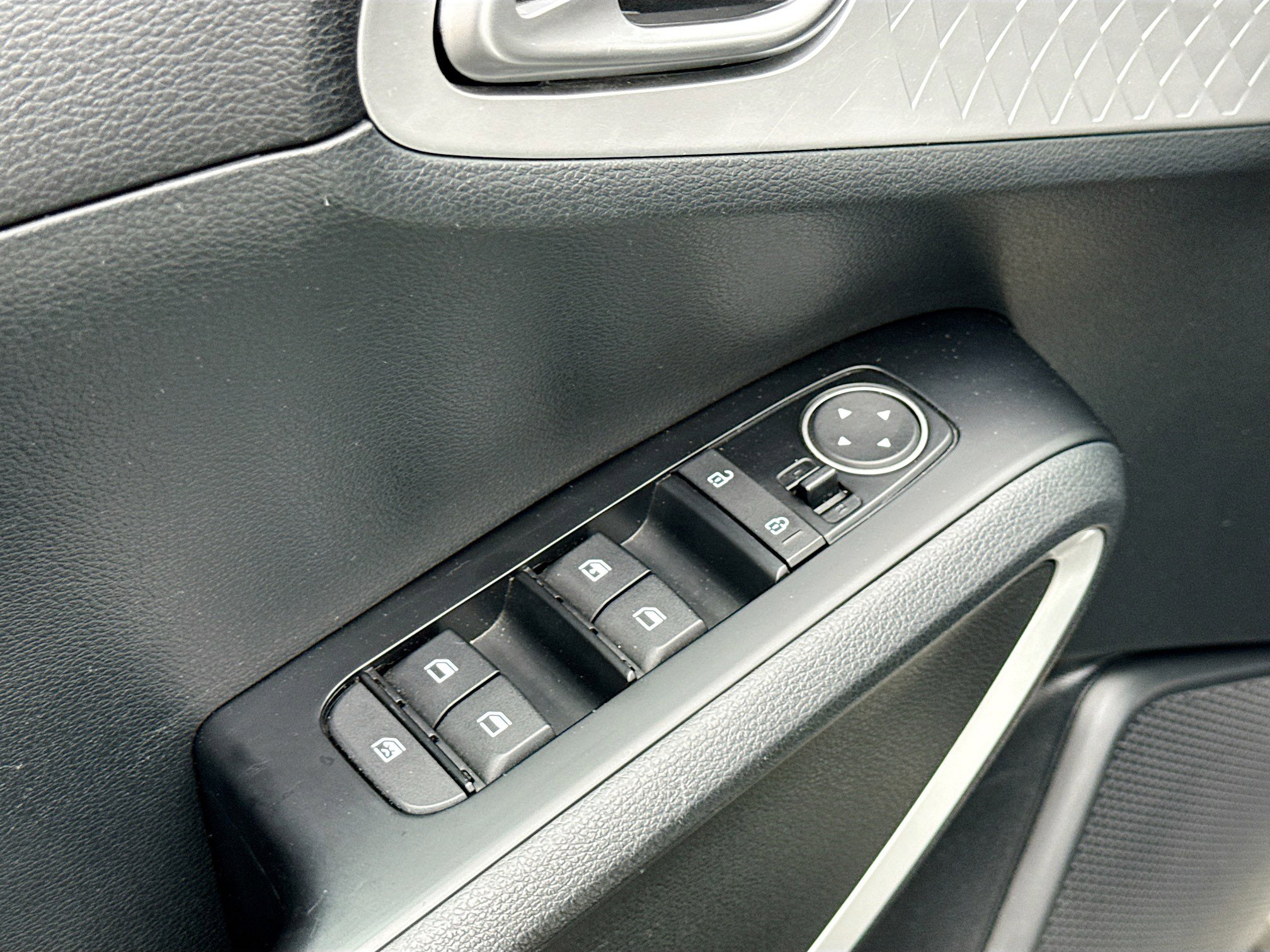 Used 2023 Kia Soul LX image 8