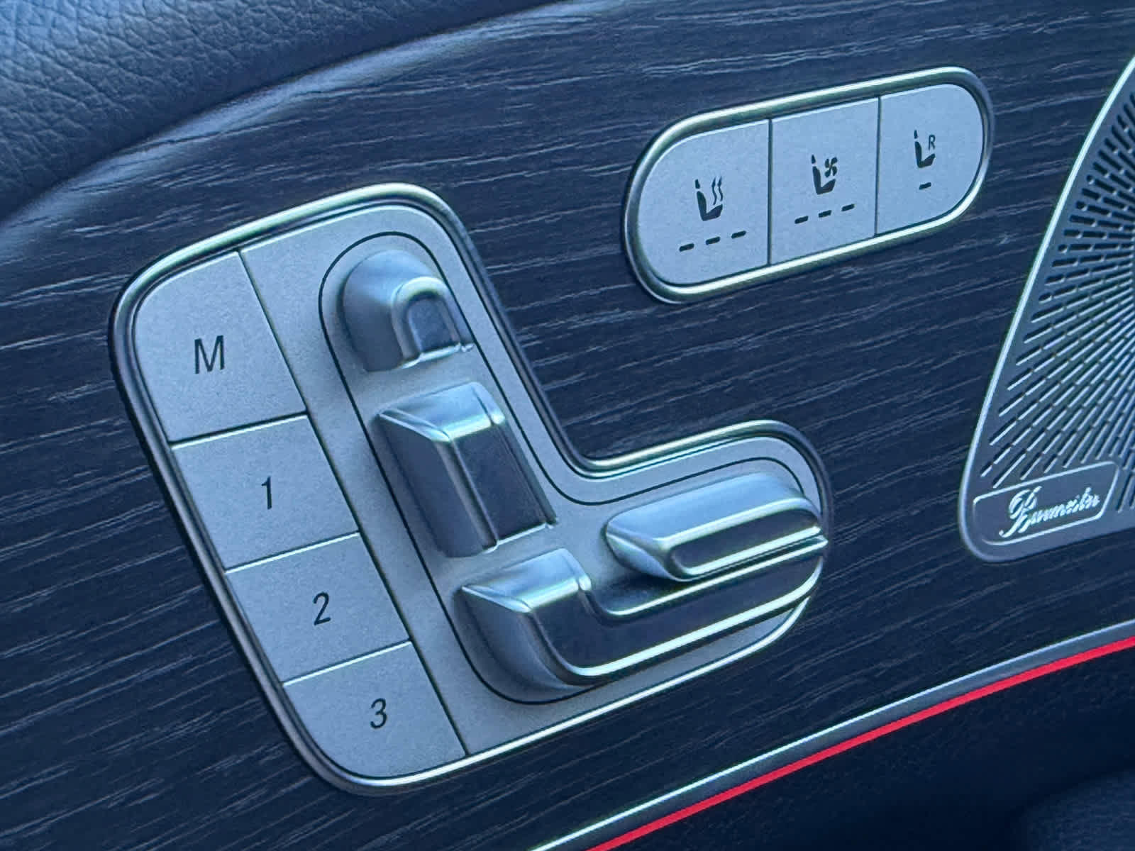 Certified 2025 Mercedes-Benz GLS 450 GLS 450 image 26