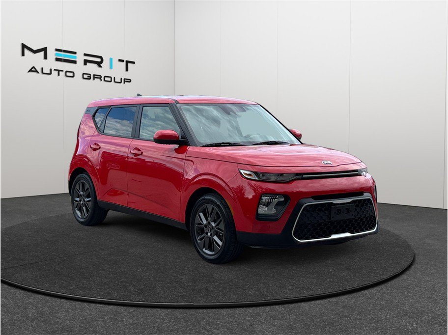 Used 2021 Kia Soul S FWD image 1