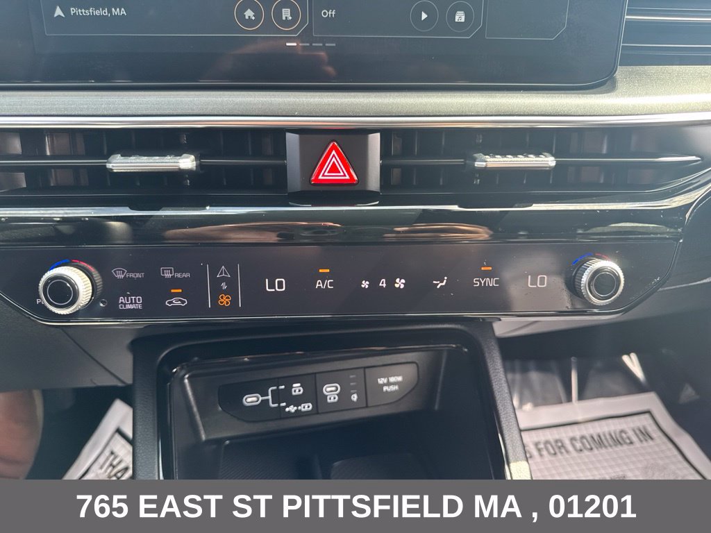 Used 2025 Kia K5 GT-Line w/ GT-Line Premium Package FWD image 23