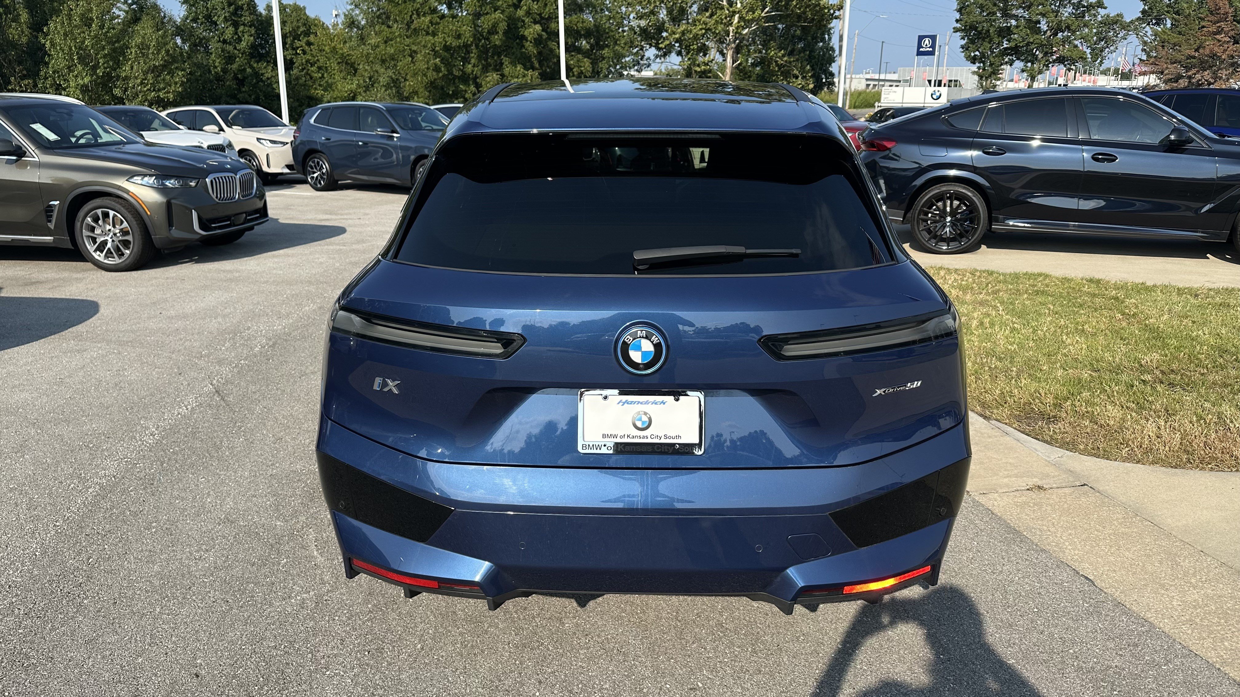 Certified 2024 BMW iX xDrive50 w/ Sport Package AWD/4WD image 9