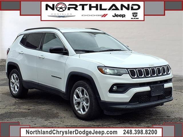 Used 2024 Jeep Compass Latitude AWD/4WD video 1