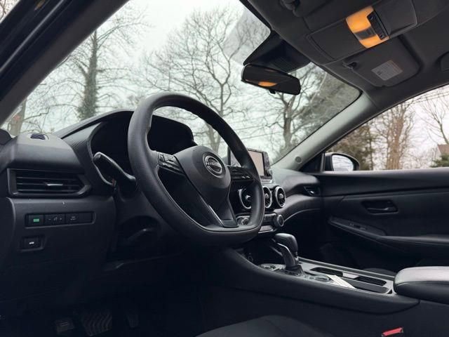 Used 2024 Nissan Sentra S image 18