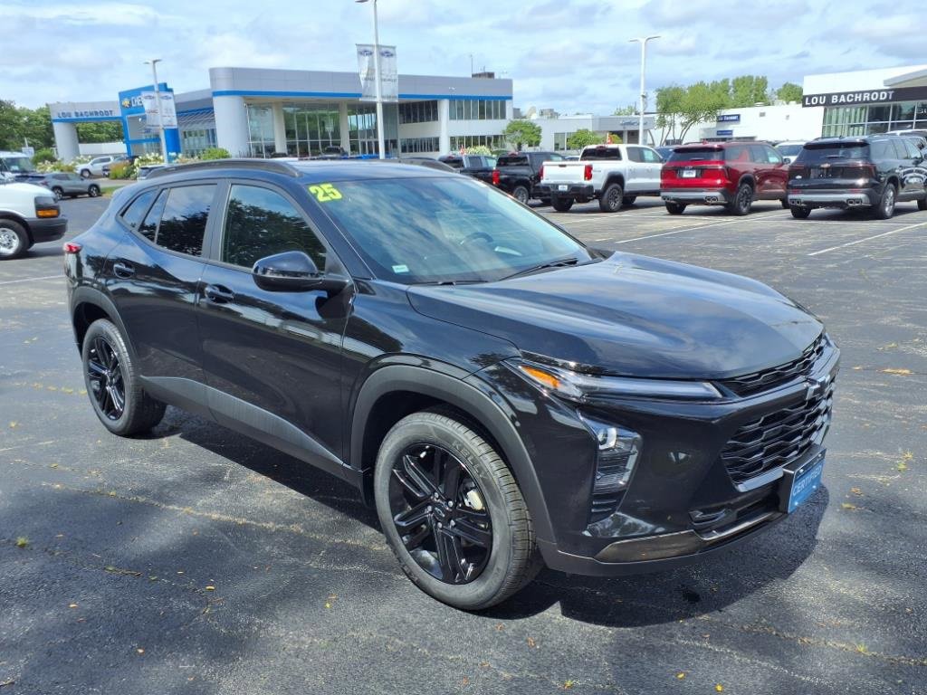 Certified 2025 Chevrolet Trax ACTIV w/ Sunroof Package image 1