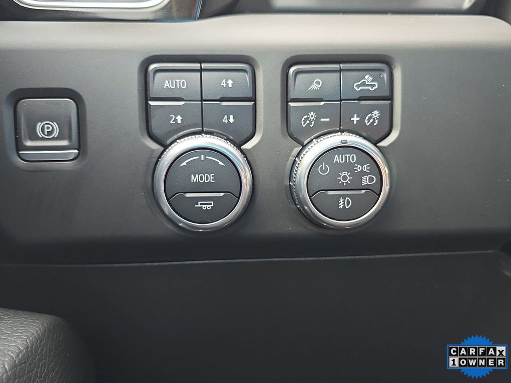 Used 2024 GMC Sierra 3500 Denali w/ Denali Reserve Package image 26