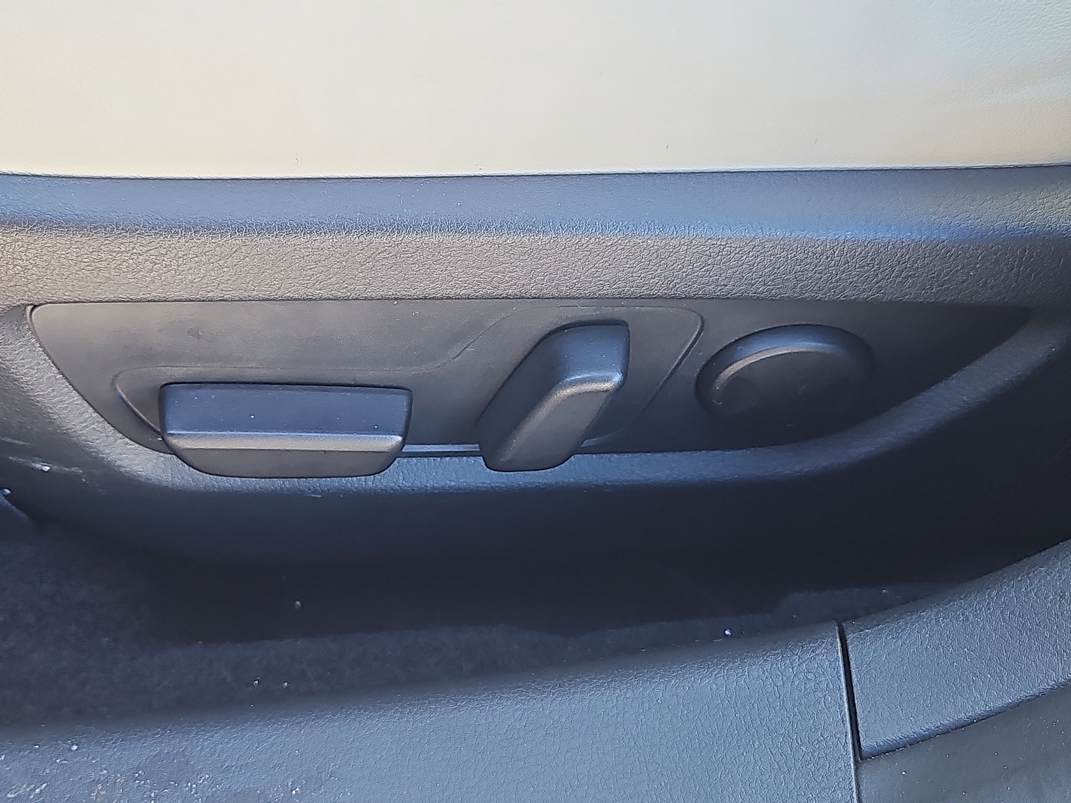 Certified 2025 MAZDA CX-30 AWD 2.5 S w/ Premium Package image 15